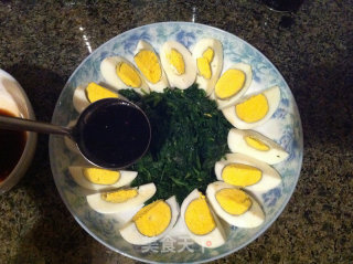 Celery Leaves Mixed with Eggs recipe