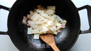 Stir-fried Bacon with Green Garlic and Bamboo Shoots recipe