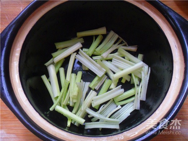 Fish-flavored Eggplant Pot recipe