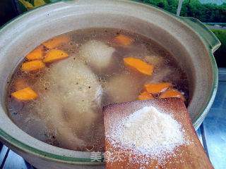 Duck with Hericium and Mushroom recipe
