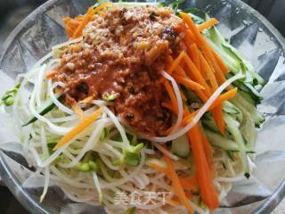 Refreshing Cold Noodles with Sesame Sauce recipe