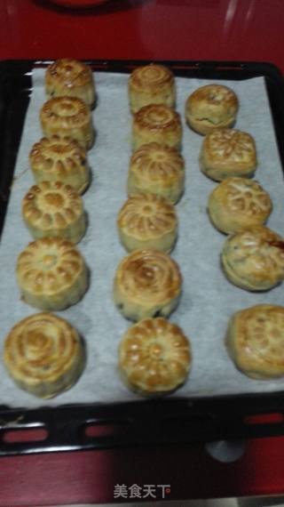 Red Bean Mooncake recipe