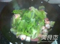 Green Vegetables and Seafood Meatballs recipe