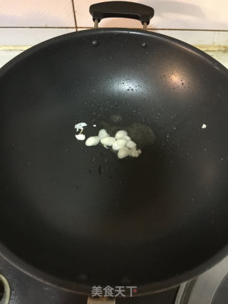 Sea Cucumber and Tremella Soup recipe