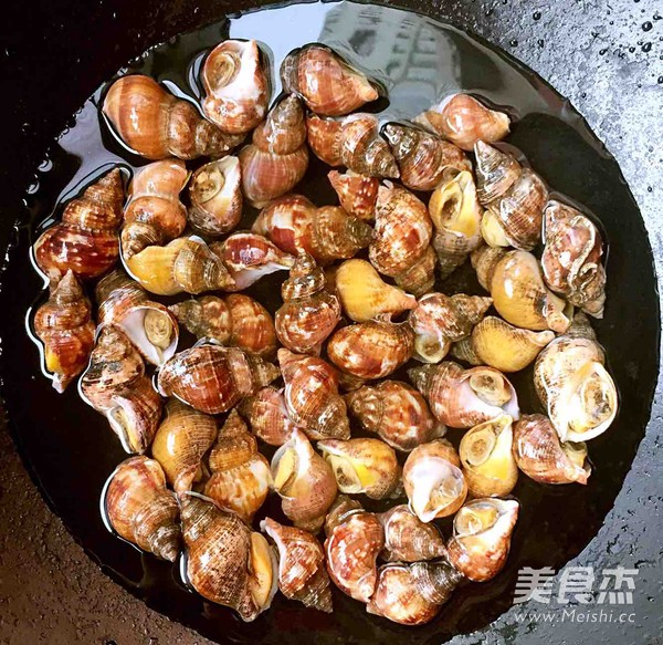 Boiled Snails recipe