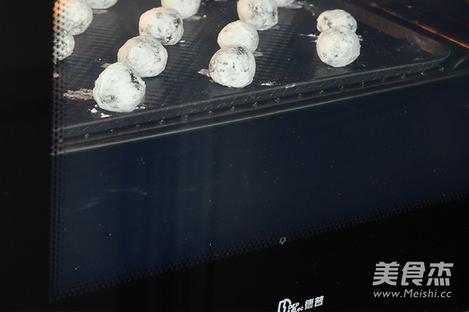 Chocolate Snowball-depp Baking Recipe recipe