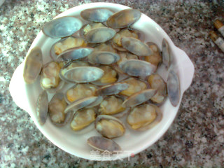 Steamed Clams with Clams-cheap Seafood with Fresh Eyebrows recipe