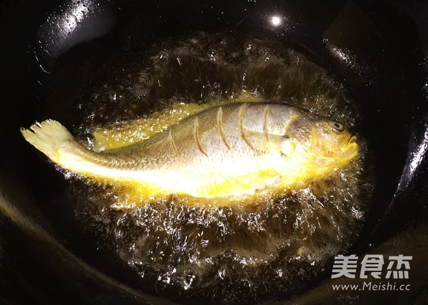 Braised Yellow Croaker recipe