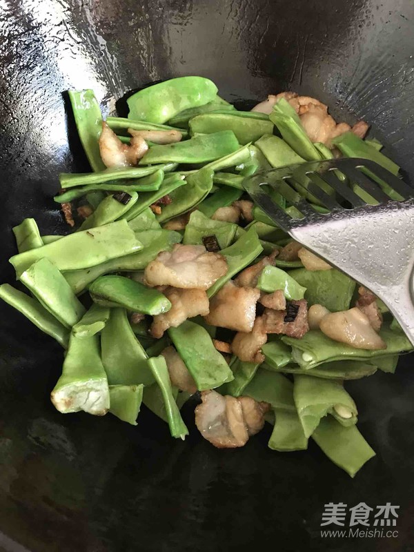 Stir-fried Pork Belly with Beans recipe