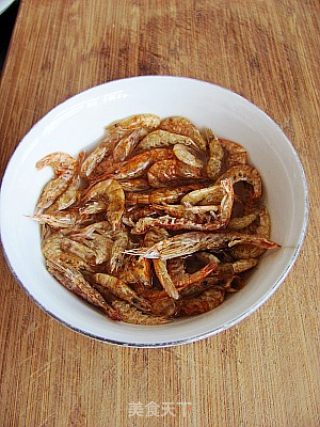 Braised Loofah with Dried Shrimp and White Mushroom recipe