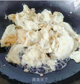 Scrambled Eggs with Spring Chives recipe