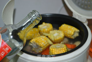 Carrot and Corn Pork Ribs Soup recipe