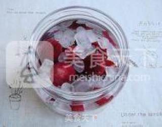 Summer Temptation-homemade Bayberry Wine recipe