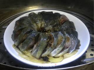 Steamed Eel with Sauerkraut recipe