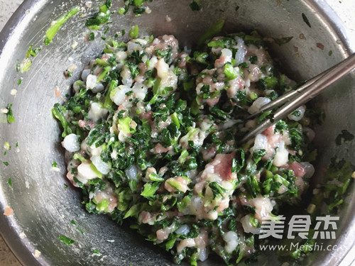 Shrimp and Green Vegetable Dumplings recipe