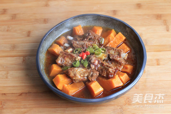 Fish-flavored Pork Ribs and Steamed Pumpkin recipe