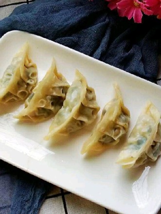 Steamed Dumplings with Chives and Pork