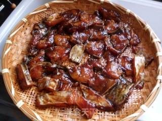 A Must-have New Year Dish for Every Family During The New Year-sweet and Sour Smoked Fish recipe