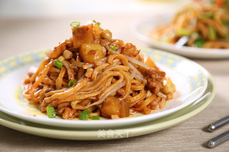 I Noodles with Minced Pork and Tomatoes—jiesai Private Kitchen