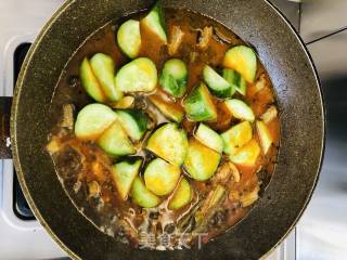 Cucumber Stewed Eel recipe