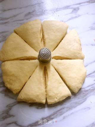 #the 4th Baking Contest and is Love to Eat Festival# Flower Coconut Bread recipe