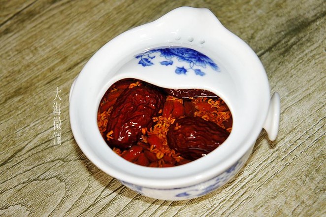 Chinese Wolfberry and Red Dates Osmanthus Tea recipe