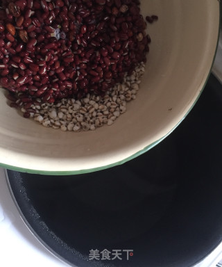 Replenishing Blood and Dehumidifying Red Bean and Barley Water recipe