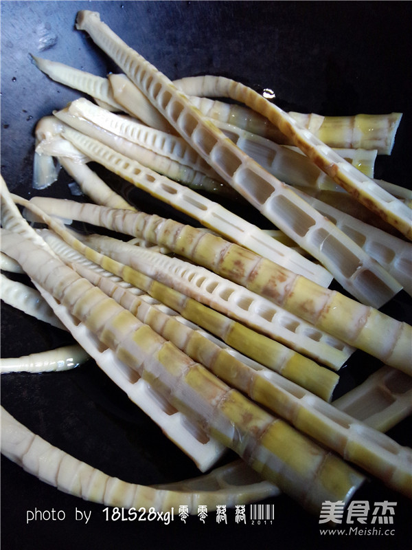 Braised Bamboo Shoots in Oil recipe