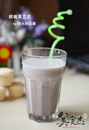 Walnut Black Soy Milk recipe