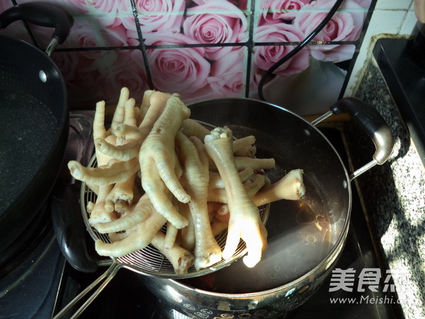 Braised Chicken Feet recipe