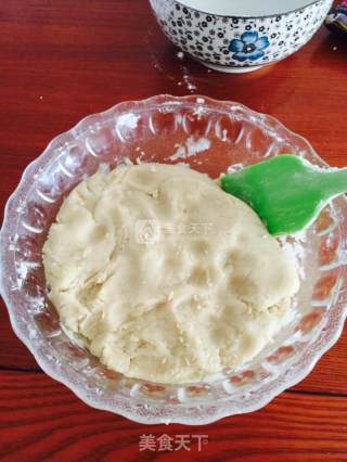 Bean Paste Mooncakes recipe