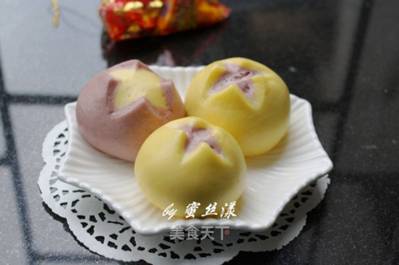 Two-color Flowering Steamed Buns