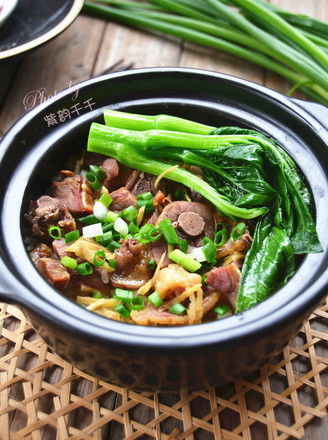 Cured Duck Claypot Rice recipe