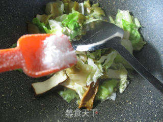 Stir-fried Cabbage with Mustard recipe