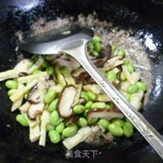 Stir-fried Edamame with Mushrooms recipe