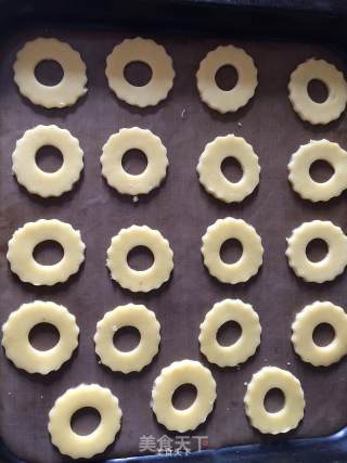 Glass Sugar Biscuits recipe