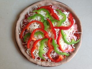 Ham Green Red Pepper Pizza recipe
