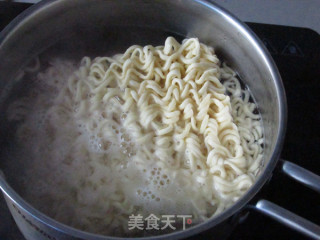 Colorful Fried Noodles recipe