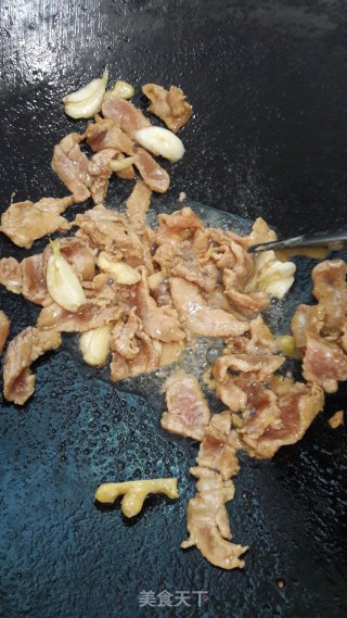 Fried Pork with Bracken recipe