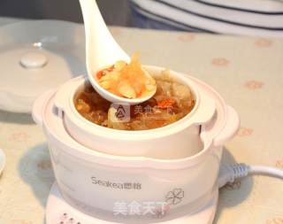 White Fungus and Lotus Seed Soup recipe