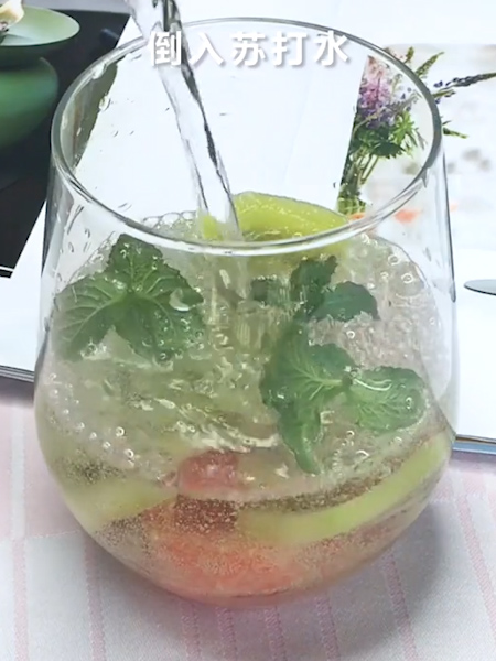 Mint Fresh Fruit Water recipe