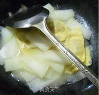 Boiled Winter Melon with Egg Dumplings recipe