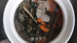 Dried Carrots and Horseshoe Soup recipe