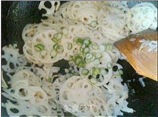 Vegetarian Fried Lotus Root Slices. recipe