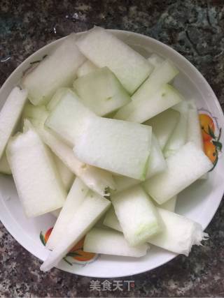 Cool Summer ~ Lotus Leaf Winter Melon Cuttlefish Soup recipe