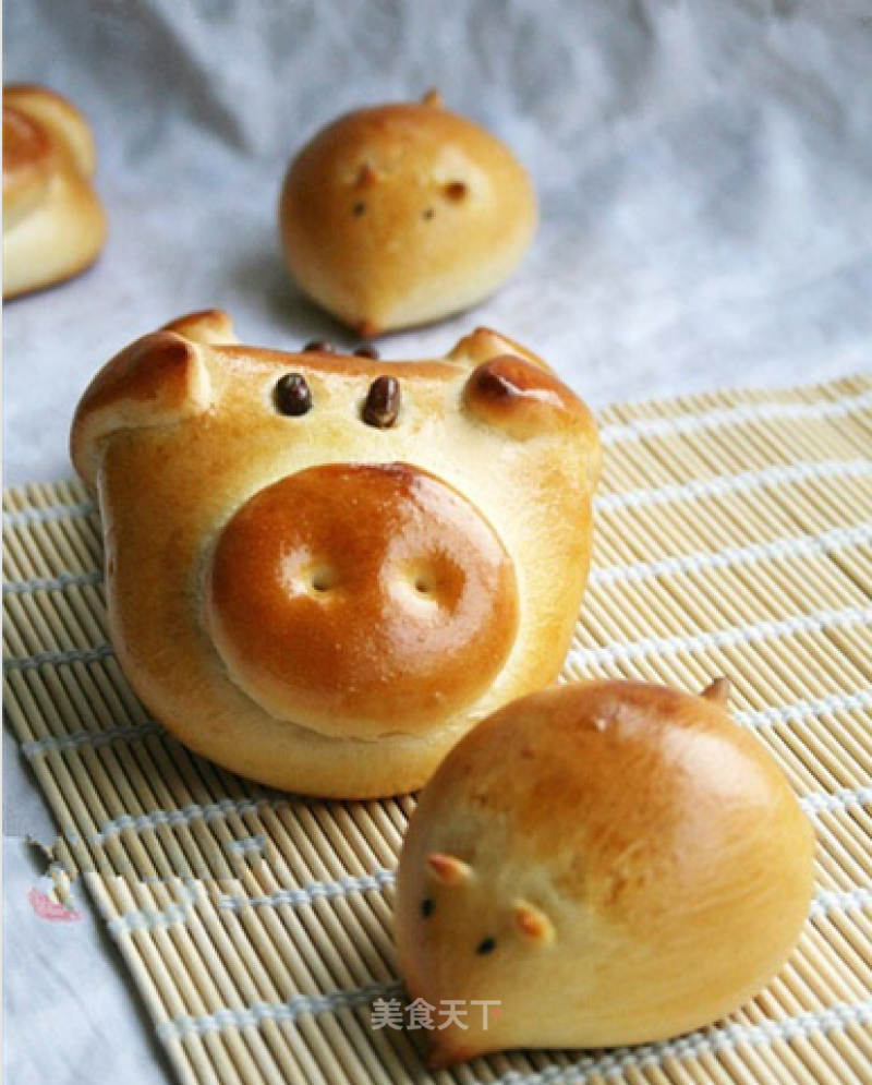 Childlike Piggy Bread recipe