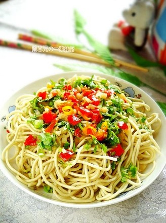 Hot Noodles with Sesame Paste recipe