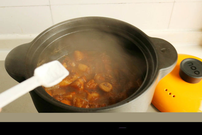 Braised Pork in Casserole recipe