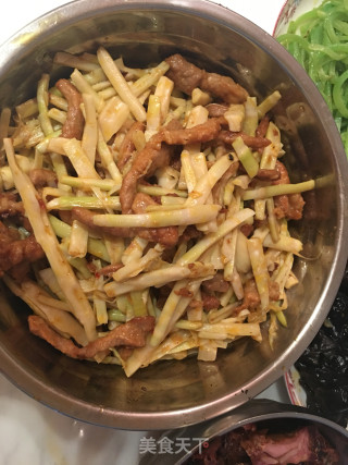 Stir-fried Shredded Pork with Bamboo Shoots recipe