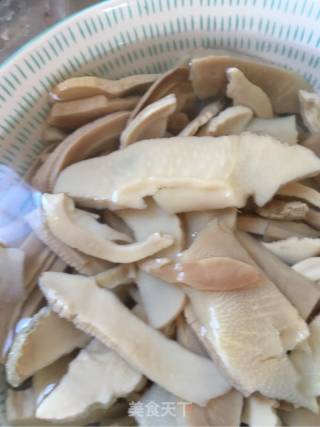 Fried Bamboo Shoots with Sliced Pork recipe